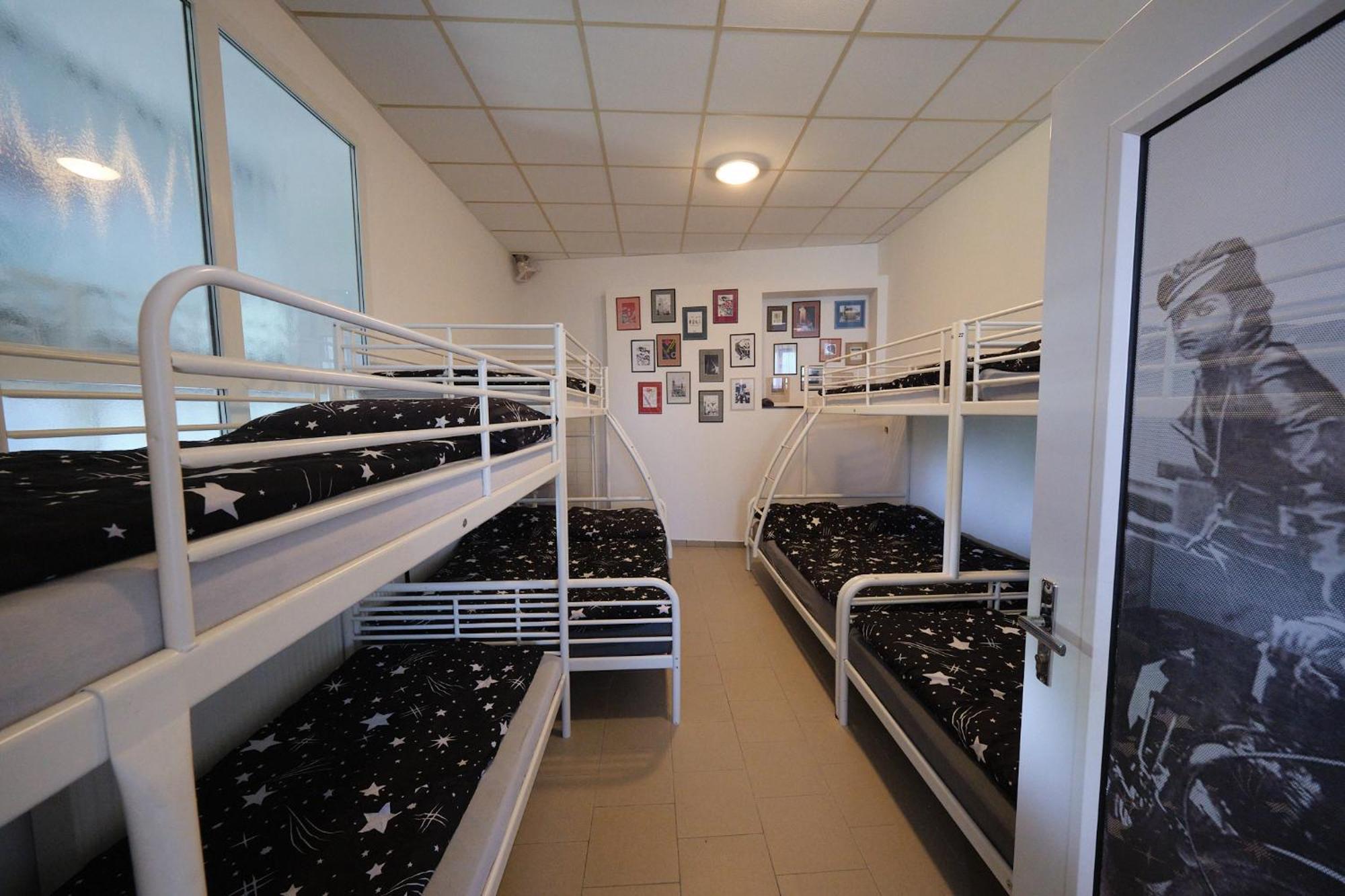 Hostel Doupe Хумполец Екстериор снимка